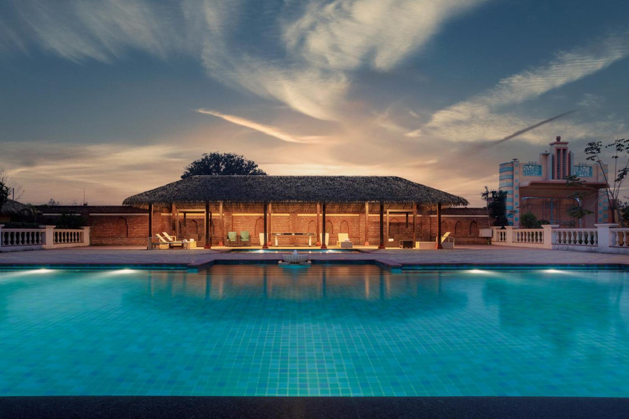 Namaste Dwaar - The Gateway To Rural India Hotel Khatauli ภายนอก รูปภาพ